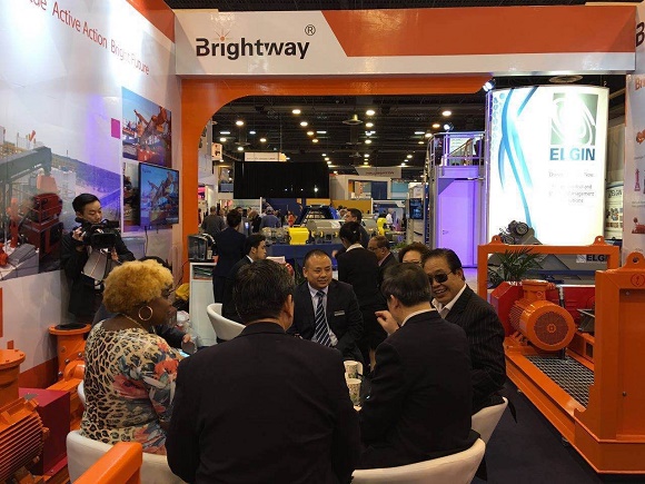  Consul General Li Come to Visit the Booth of Brightway 